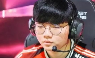 英雄联盟 KDF 战队阵容及选手介绍